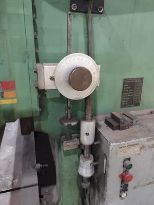 250 TON X 12' ACCURPRESS MODEL #725012 HYDRAULIC PRESS BRAKE: YOBRO #24251