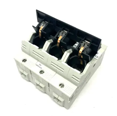 USED RITTAL FUSE HOLDER 3-POLE, UP TO 60A 9345015