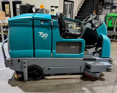 Used 2012 Tennant T20 Scrubbers New York US | United Lift #1445337
