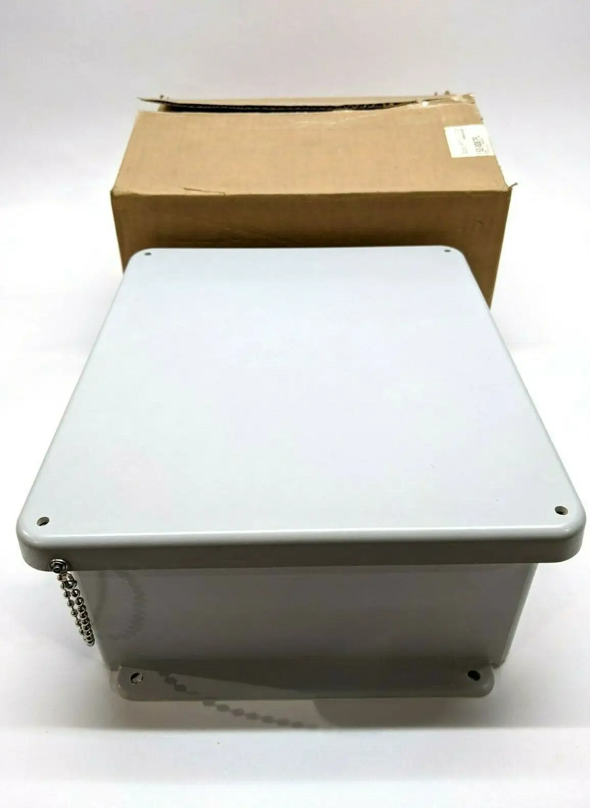 USED WIEGMANN 12” X 10” X 5” JIC SERIES SCREW COVER GRAY
