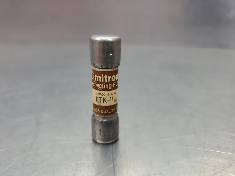 Used Limitron _UNKNOWN_ Fuses | Palmetto Automation #1157729