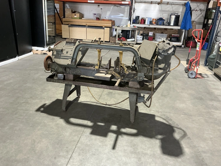 Used WELLS 1000 HEAVY-DUTY, INDUSTRIAL HORIZONTAL METAL-CUTTING BAND SAW Horizontal Band Saws Michigan US | Miedema Asset Management Group #1761515