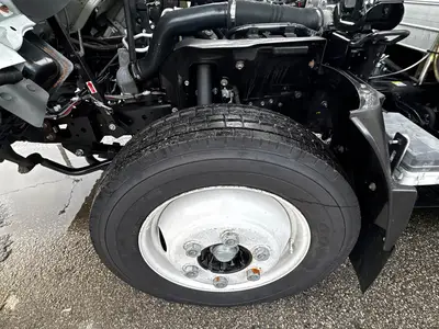Used 2017 ISUZU NPR XD Reefer Trucks Florida US | Truck and Van Outlet #1509165