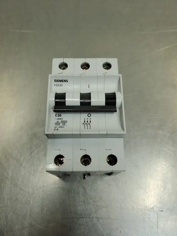 Used Siemens 5SX23 C20 Circuit Breaker, 20A, 400VAC, 3P Circuit Breakers | Palmetto Automation #1150474