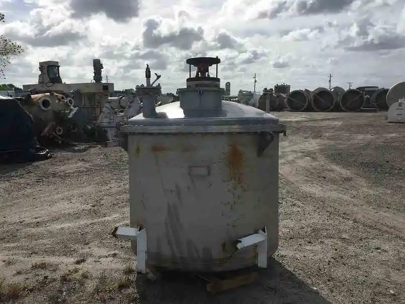 560 gal stainless steel tank