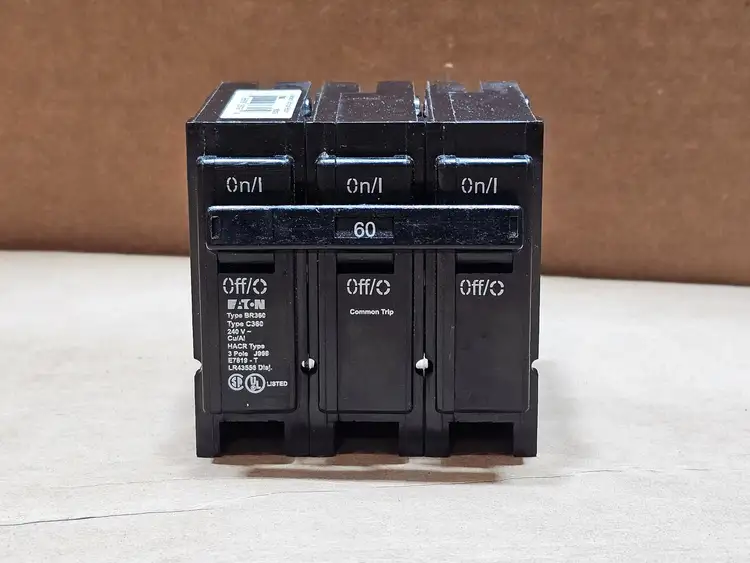 Used EATON BR360 Switchgears British Columbia CA | Lenmark #913595