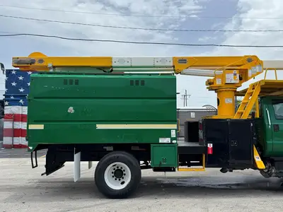 Used 2015 FORD F-750 Bucket (boom) trucks Florida US | Truck and Van Outlet #1509239