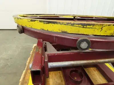 Southworth PP360 Pallet Level Loader 43-3/4" Round Top 23" Lift Height