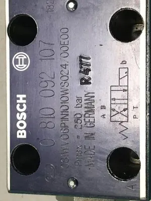 USED BOSCH 0 810 092 107