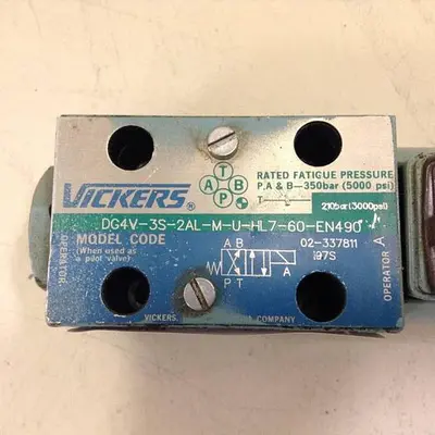 USED VICKERS DG4V-3S-2AL-M-U-HL7-60-EN490