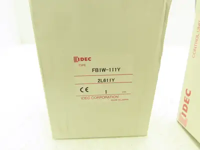 Idec FB1W-111Y XW1E-TV412Q4MR Single Hole Pushbutton Box with Emergency Stop