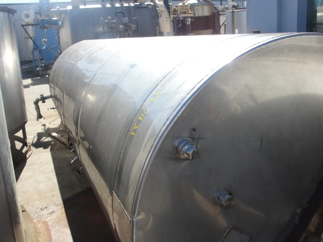 SPC7421  Tank 2500 gallon vertical tank, Stainless Steel, flat