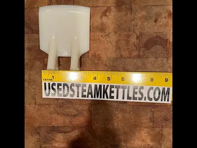 NEW 2025 AMERISCRAPE CURVED FRONT EDGE POLY SCRAPER FINGER @ 3.5" WIDE X 4.5" LONG.