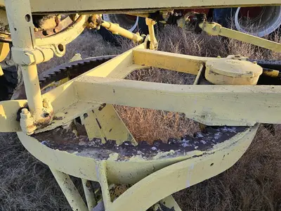 Caterpillar 12' Motor Grader