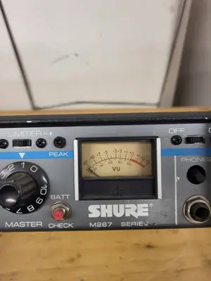 Shure M267 Series Microphone Mixer with VU Meter