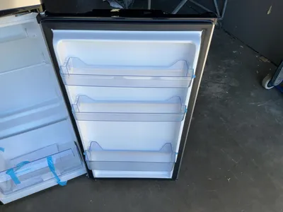 Used AVANTI AVRPD7330BS Refrigerators Michigan US | Miedema Asset Management Group #1441869