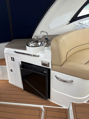 Used 2013 CRUISERS YACHTS 350 EXPRESS Boats (Misc) Virginia US | Affordable Outdoors #1637964