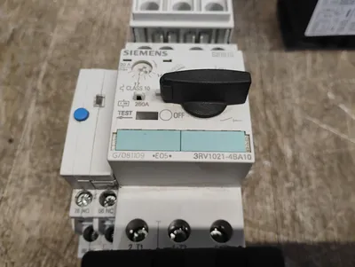 Siemens 3RV1021-4BA10 Electrical/PLC/Automation | ESS Industrial Equipment Sales (7)