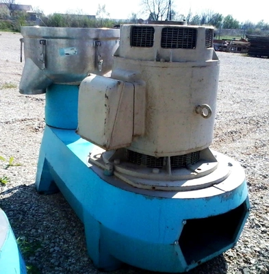 (2) Alfa-Laval FEUX 512U-31C nozzle centrifuges, 316SS.