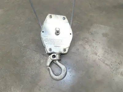 Ingersoll Zimmerman BW020120 Pneumatic Air Balancer 6' Travel 400Lb Swivel Mount