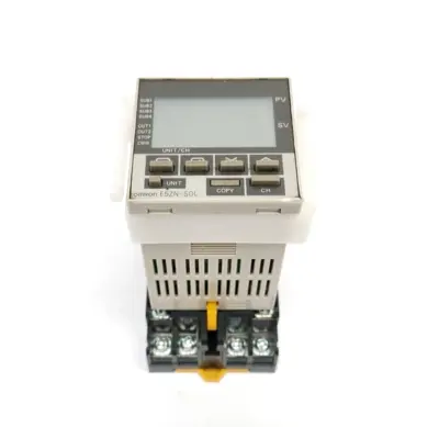 Used Omron P2CF-11, E5ZN-SDL Automation Control (HMI) Michigan US | Maverick Industrial Sales #1400010