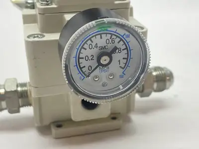 Used SMC Precision Modular Pneumatic Regulator 3/8" NPT Air Pressure Regulators Michigan US | Maverick Industrial Sales #1389252