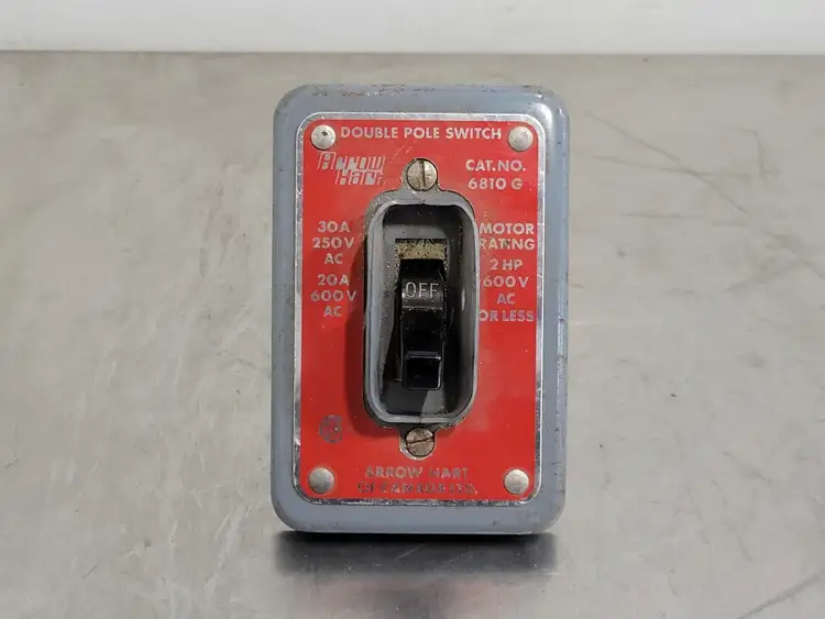 Used ARROW HART 6810G Switchgears British Columbia CA | Lenmark #244745