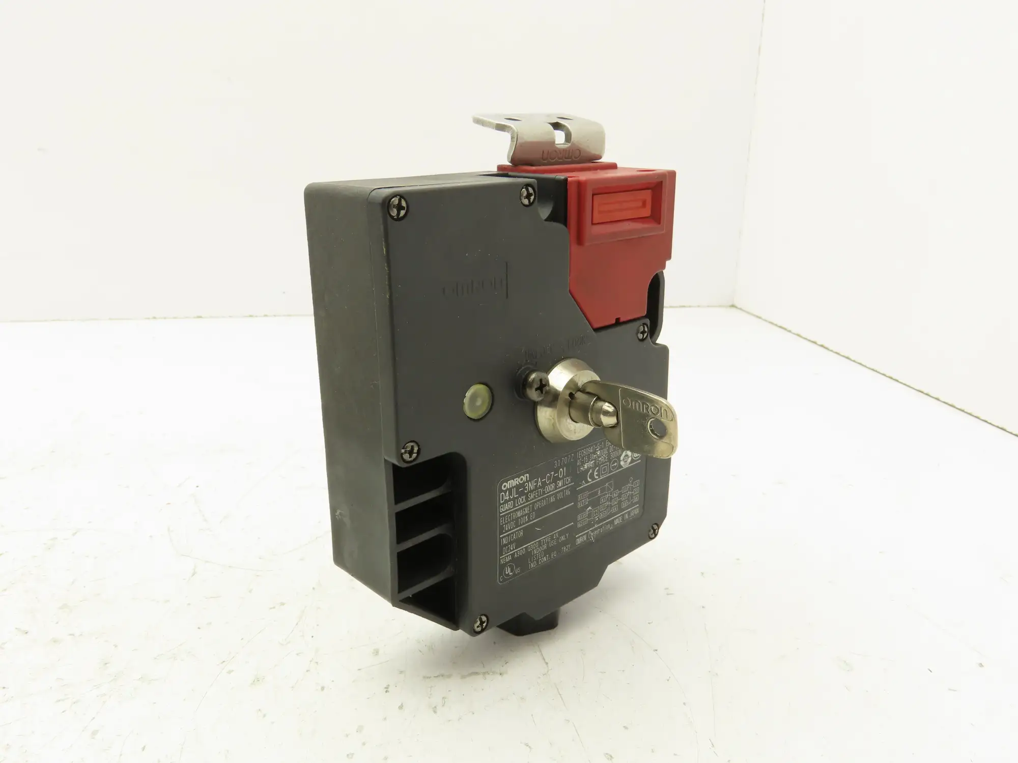 Omron D4JL-3NFA-C7-01 Guard Lock Safety-Door Switch Interlock Solenoid Release