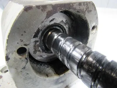 Ball Screw Assembly 25mm Dia Shaft 12mm Pitch 23mm Travel 42-1/2" OAL