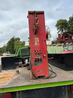 Used CYCLONE UTILITY HOIST MODEL 40 FLEET MASTER PUMP AND WELL SERVICE RIG Service & Utility Trucks Pennsylvania US | East West Machinery & Drilling #1417293