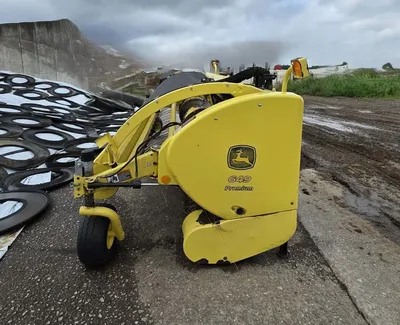 JOHN DEERE 8800 chopper | Iron Listing (58)
