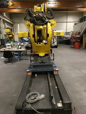 Used 2012 FANUC M900IA/600 6 AXIS CNC ROBOT WITH R30IA & 15' 7TH AXIS TRACK Robots | Harbor Machinery Inc. #1283294