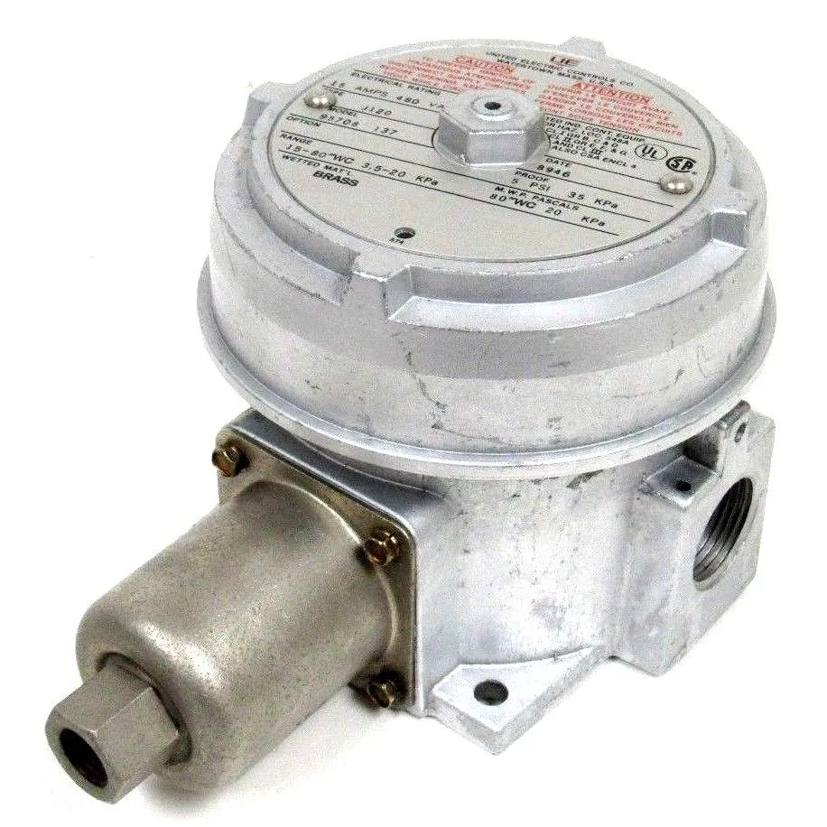 NEW UNITED ELECTRIC J120 PRESSURE SWITCH 95708-137