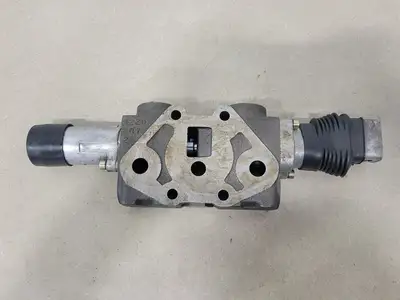 Hydraulic Section Valve 122010721, 122010220