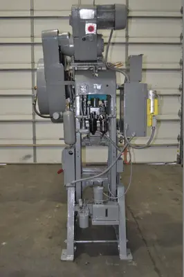 USED L & J 27