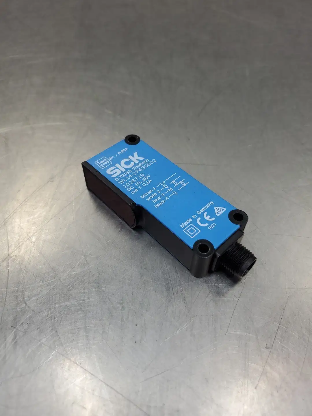 Sick WL142P430S02 Proximity Sensor, P/N:1028719, 1030VDC. 5C28/2