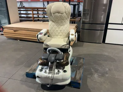Used GULFSTREAM 9660-5 PEDICURE MASSAGE CHAIR Salon & Spa (Misc) Michigan US | Miedema Asset Management Group #1455017