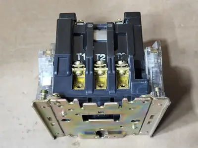 USED SQUARE D 8536SCO3H308S