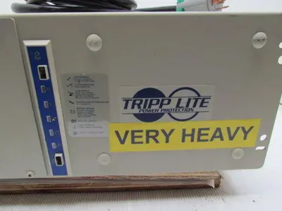 Tripp Smartpro 3000 RM Rackmount UPS System 8-Outlet Power Supply 3000VA 2400W
