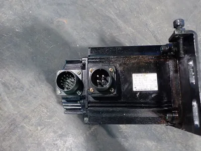 USED 2005 YASKAWA ELECTRIC SGMG09AABB