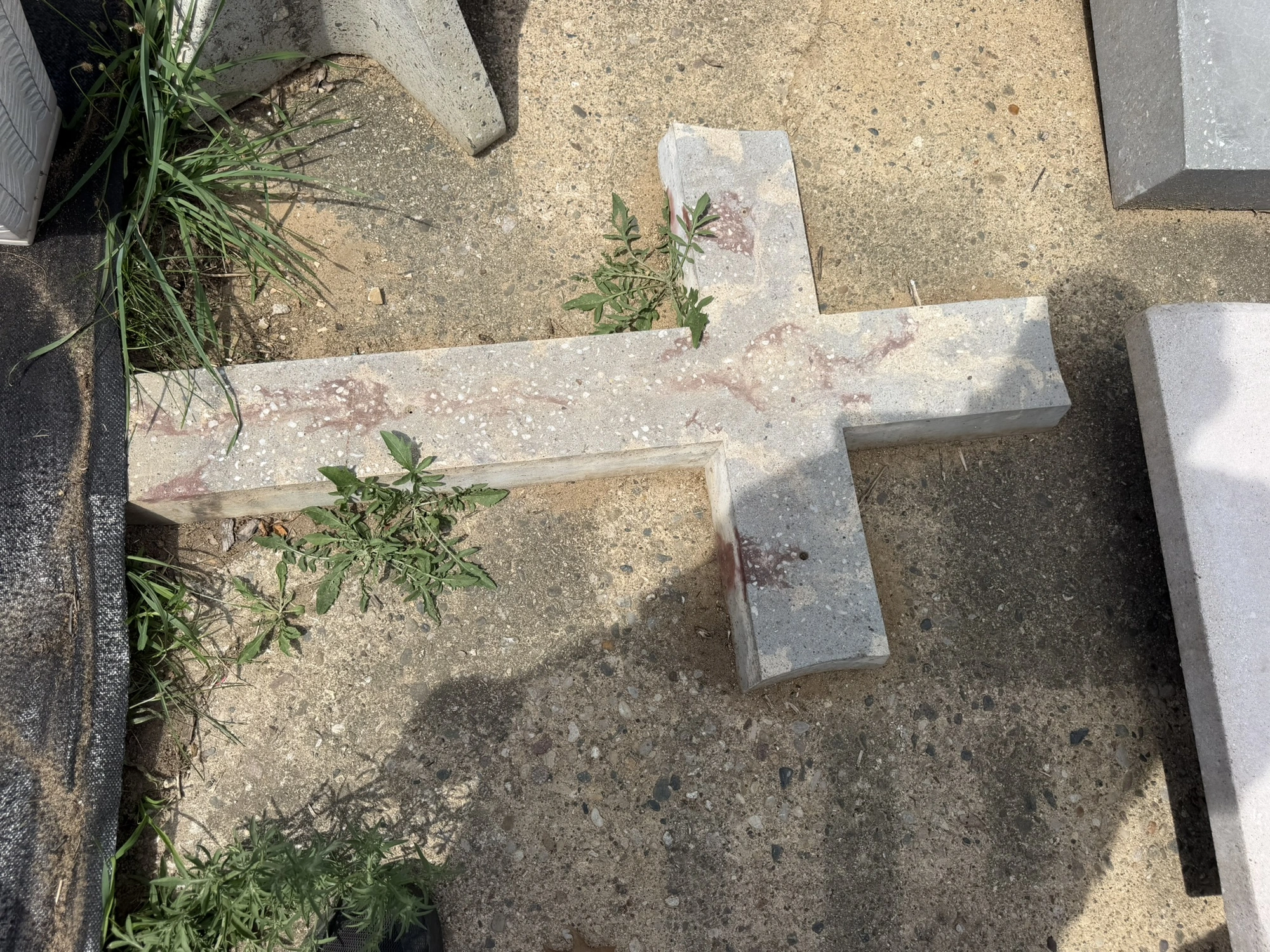 Used _UNKNOWN_ _UNKNOWN_ Tombstones Michigan US | Miedema Asset Management Group #1313399