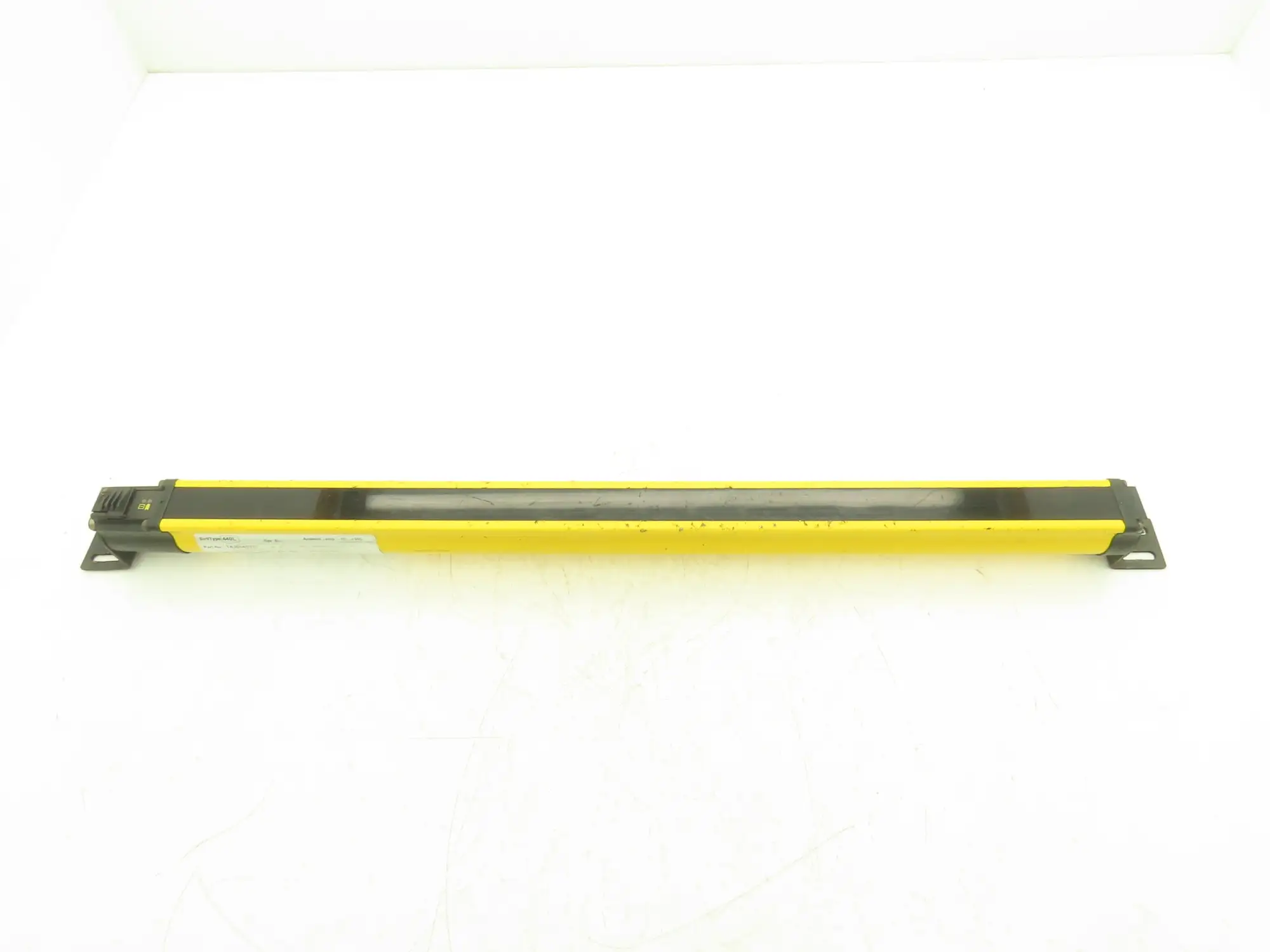 440L-T4J0640YD Guardmaster Guardshield Safety Light Curtain Transmitter 640mm