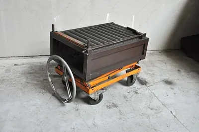 USED ROLLERTABLE & SCISSORLIFT