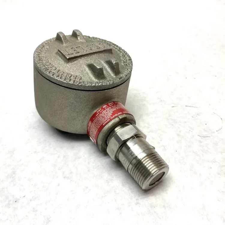 Used RKI Combustible Gas Transmitter XISH Series 61-1011RK Gas Analyzers / Detectors Michigan US | Maverick Industrial Sales #1396739