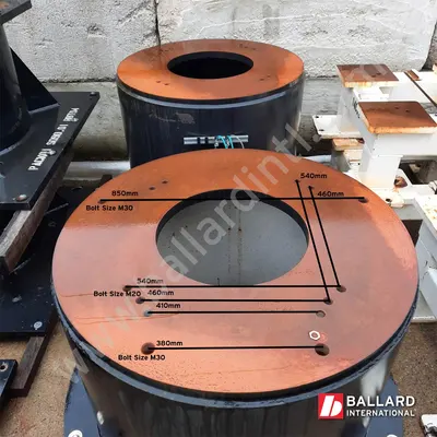 FANUC R-2000/M-900 Series Robot Riser – Round – 820mm