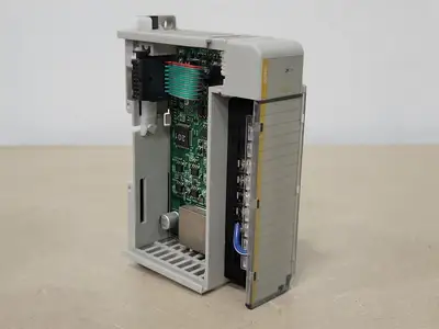 USED ALLEN-BRADLEY 1769-OF4