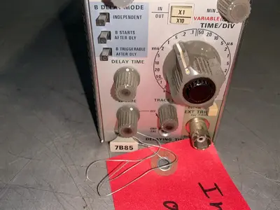 Used TEKTRONIX 7B85 Oscilloscope Accessories Ohio US | HGR 24 #1463361