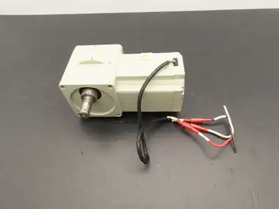 Sumitomo Hyponic Drive RNFM009-15L-30 Gearmotor 30:1 Ratio 56rpm 230V 3PH LH
