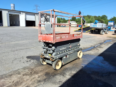 USED 2017 Skyjack SJ3226