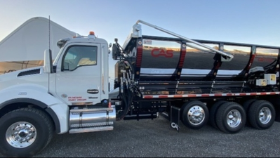 USED 2023 Kenworth T880